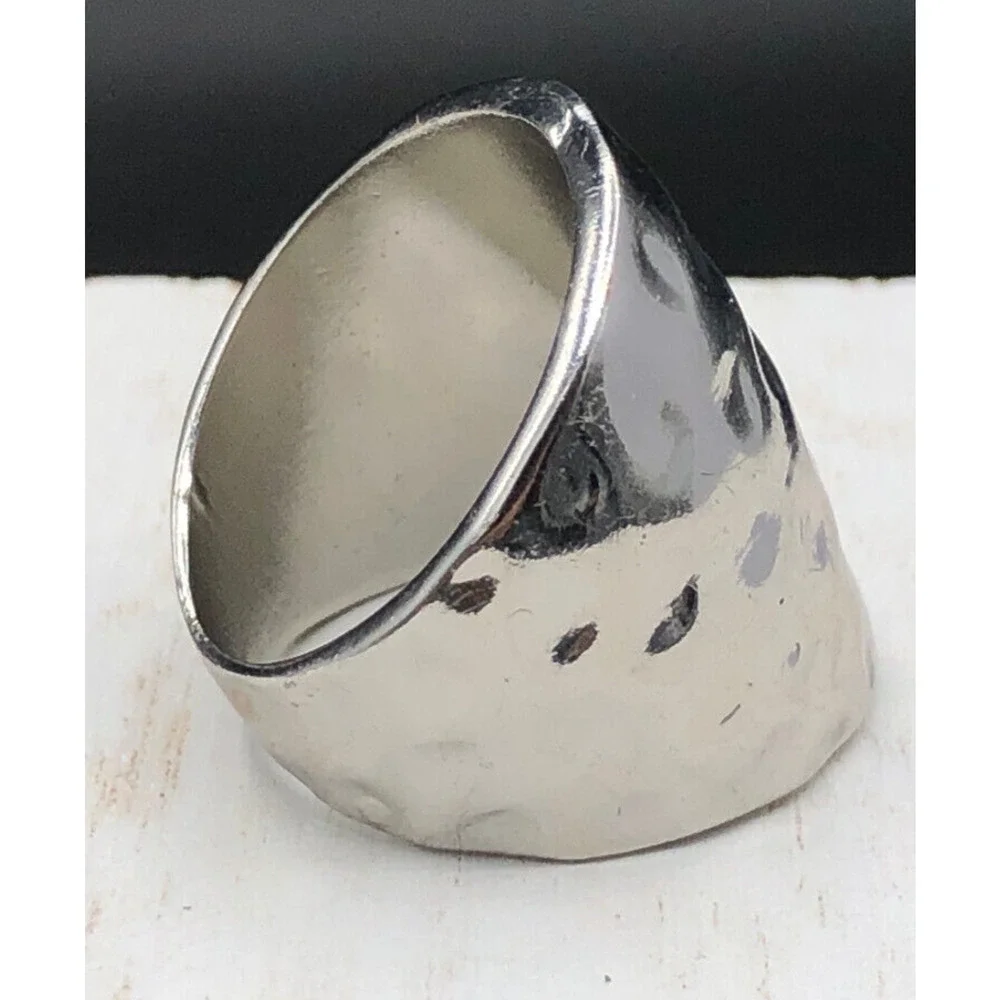 Fashion Ring Unisex Size 6 Hammered Silver Tone Wide Band Flared‎ Shank